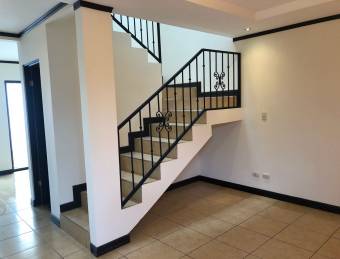 CASA DE DOS PLANTAS TRES RIOS CASA DE DOS PLANTAS TRES RIOS