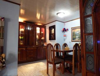 SE VENDE CASA EN HEREDIA SE VENDE CASA EN HEREDIA