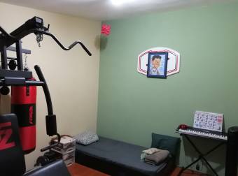 SE VENDE CASA EN HEREDIA SE VENDE CASA EN HEREDIA