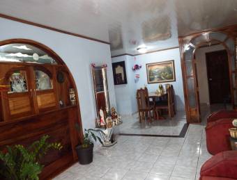 SE VENDE CASA EN HEREDIA SE VENDE CASA EN HEREDIA