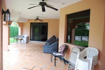 Espectacular Casa en Venta, SantaAnaPozos  CG-21-918