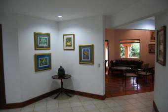 Espectacular Casa en Venta, SantaAnaPozos  CG-21-918