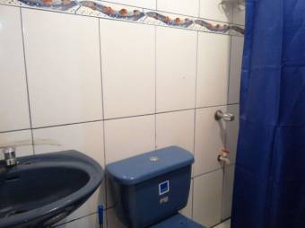 Casa amplia a la venta hatillo A.L. 21-2436