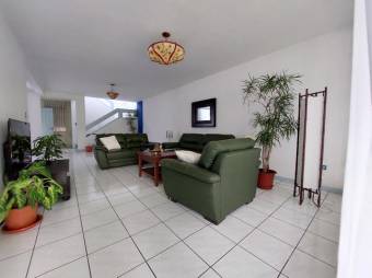 Casa super amplia a la venta!!A.L.21-342 Casa super amplia a la venta!!A.L.21-342