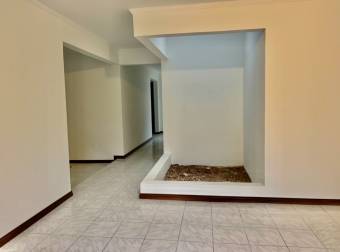 VENDO CASA DESAMPARADOS 