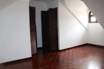 Hermosa casa en residencial Hermosa casa en residencial