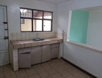 V#481 Cómoda Casa en Venta en Ciudad Colón.