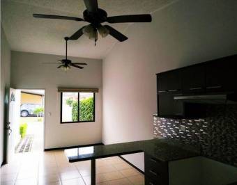 V#475 Acogedora Casa en Venta/Alajuela.