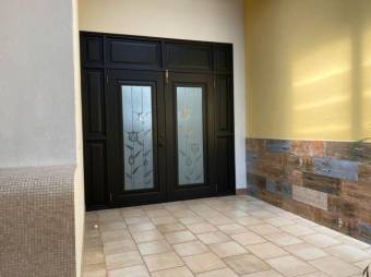 MLS-22-245 VENTA CASA BELÉN HEREDIA 