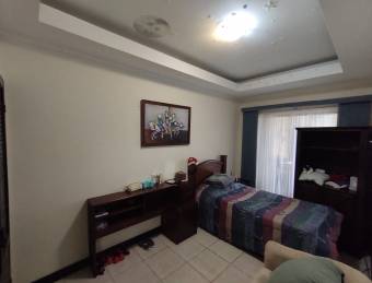 V#107 Acogedora propiedad en venta/ Moravia-San José