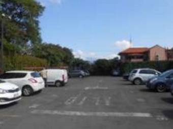 Hermoso lote comercial a la venta A.L. 21-2584