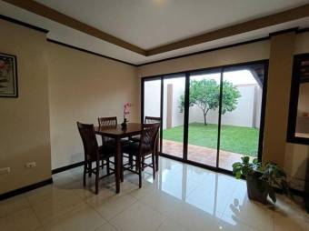 Hermosa y amplia casa a la venta.A.L.22-230