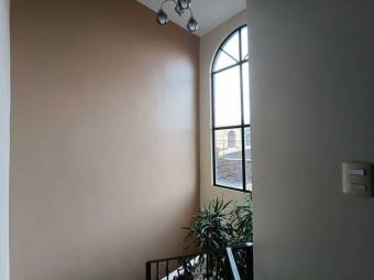 Hermosa y amplia casa a la venta.A.L.22-230