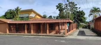 Bonita casa familiar en Alquiler, Barrio Cacique de Guápiles   