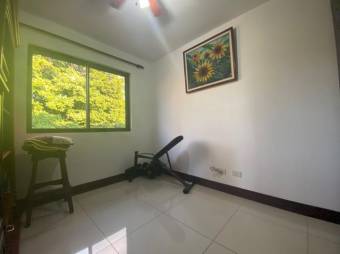 se vende casa en condominio con área social, piscina y área de bbq 22-1956