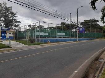 se vende casa en condominio con acabados de madera 21-949