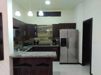 MLS-23-367 VENTA APARTAMENTO ROHRMOSER SAN JOSE