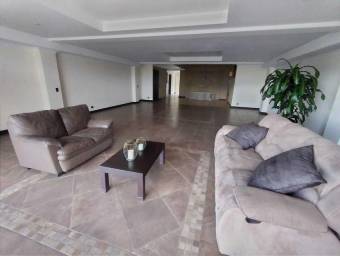 Apartamento en Venta en Escazú, San José. RAH 23-402