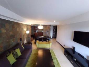 Apartamento en Venta en Escazú, San José. RAH 23-402