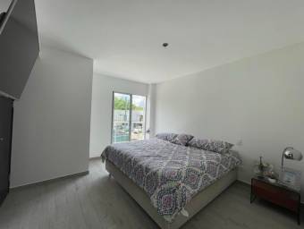 Casa en Venta en Mora, San José. RAH 23-398