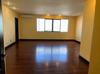 Casa en venta en Santa Ana, San José. RAH 22-1260