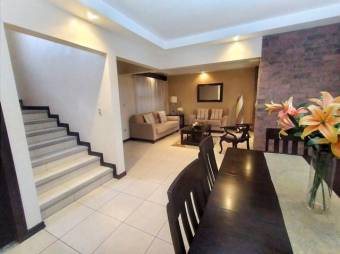 MLS-23-320 VENTA CASA MERCEDES NORTE HEREDIA