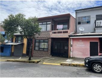 Se vende terreno en San José Centro ideal para parqueo público .