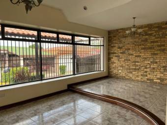 MLS-23-467 VENTA CASA ULLOA HEREDIA