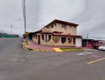 Se vende casa esquinera con uso de suelo mixto en mercedes norte 23-387