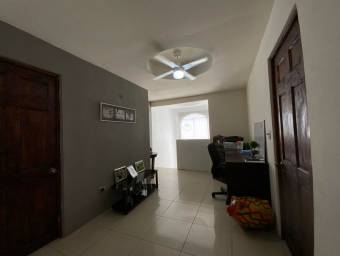 Casa en venta en Santa Ana, San José. RAH 23-369