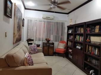 MLS-23-516 VENTA CASA ESCAZU SAN JOSE