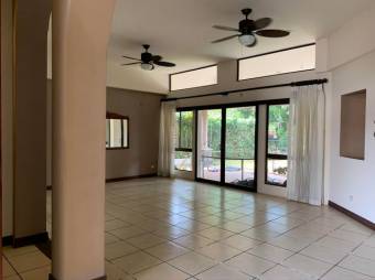 MLS-23-470 VENTA CASA ALAJUELA 