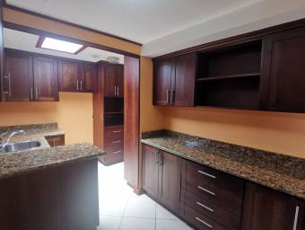 Casa en Venta en Curridabat, San José. RAH 22-2403