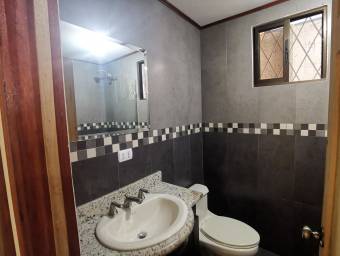 Casa en Venta en Curridabat, San José. RAH 22-2403