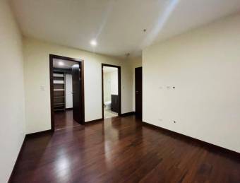 Fire Sale! Buy a beautiful apartment in Sabana! Negotiable