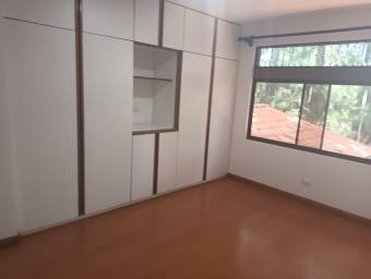 Casa en Venta en Belén, Heredia. RAH 23-642