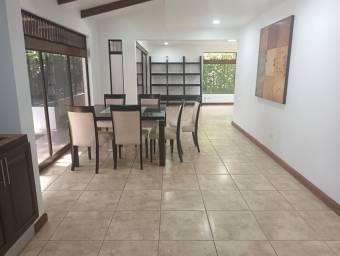 Casa en Venta en Belén, Heredia. RAH 23-642