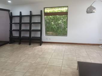 Casa en Venta en Belén, Heredia. RAH 23-642