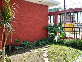 Casa en Alquiler en Montes de Oca, San José. RAH 23-640