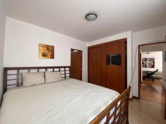 Se alquila lindo y espacioso apartamento en Uruca de San José 24- 322