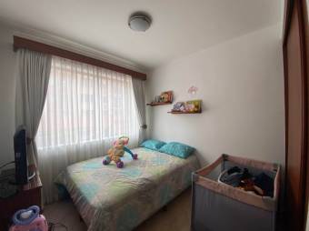 Se alquila lindo y espacioso apartamento en Uruca de San José 24- 322