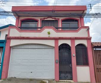 Casa a la venta en San Isidro, Coronado. Bien adjudicado bancario.