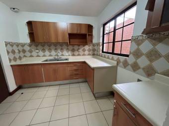 Se vende linda y espaciosa casa en San Francisco de Heredia 23-3305