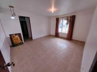 Se vende espaciosa casa con uso de suelo mixto en Mata Redonda de San José 23-196