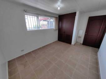 Se vende espaciosa casa con uso de suelo mixto en Mata Redonda de San José 23-196