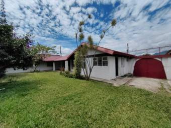 Se vende espaciosa casa con uso de suelo mixto en Mata Redonda de San José 23-196 23-