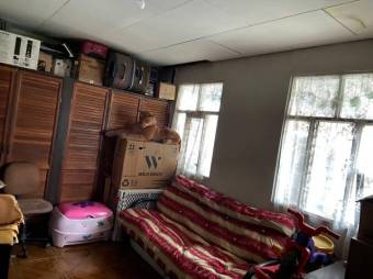 Se vende casa con uso de suelo mixto en San Francisco de Dos Rios 23-2841