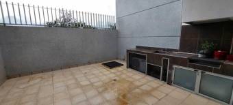 Se alquila linda y espaciosa casa con gran terraza en Bello Horizonte 23-3359