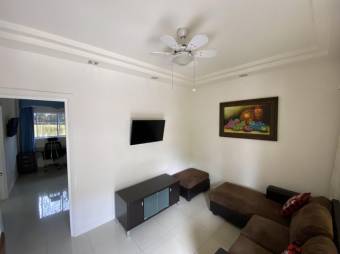 se alquila espacioso apartamento en una de las mejores zonas de Guachipelín 23-2080