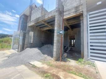 Se vende casa en construcción se entrega llave en mano en San Josecito de San Rafael 24-527 